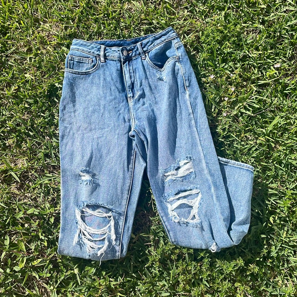 [Pac Sun] Distressed “Mom Jean” - Size 27